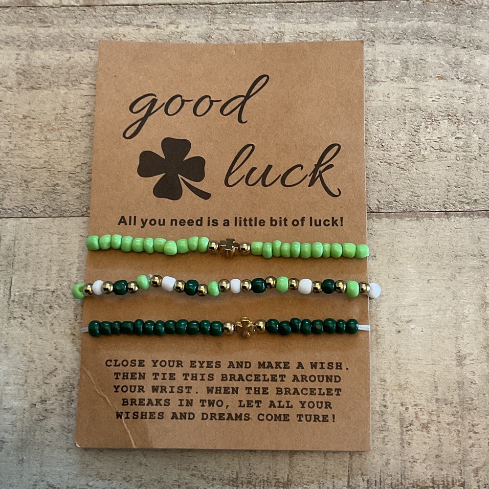 St. Patrick’s Day Green, White & Gold Beaded Bracelet Set “Good Luck” shamrock